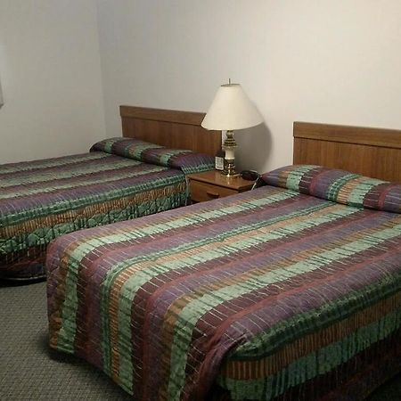 Out West Motel Milton-Freewater Екстериор снимка