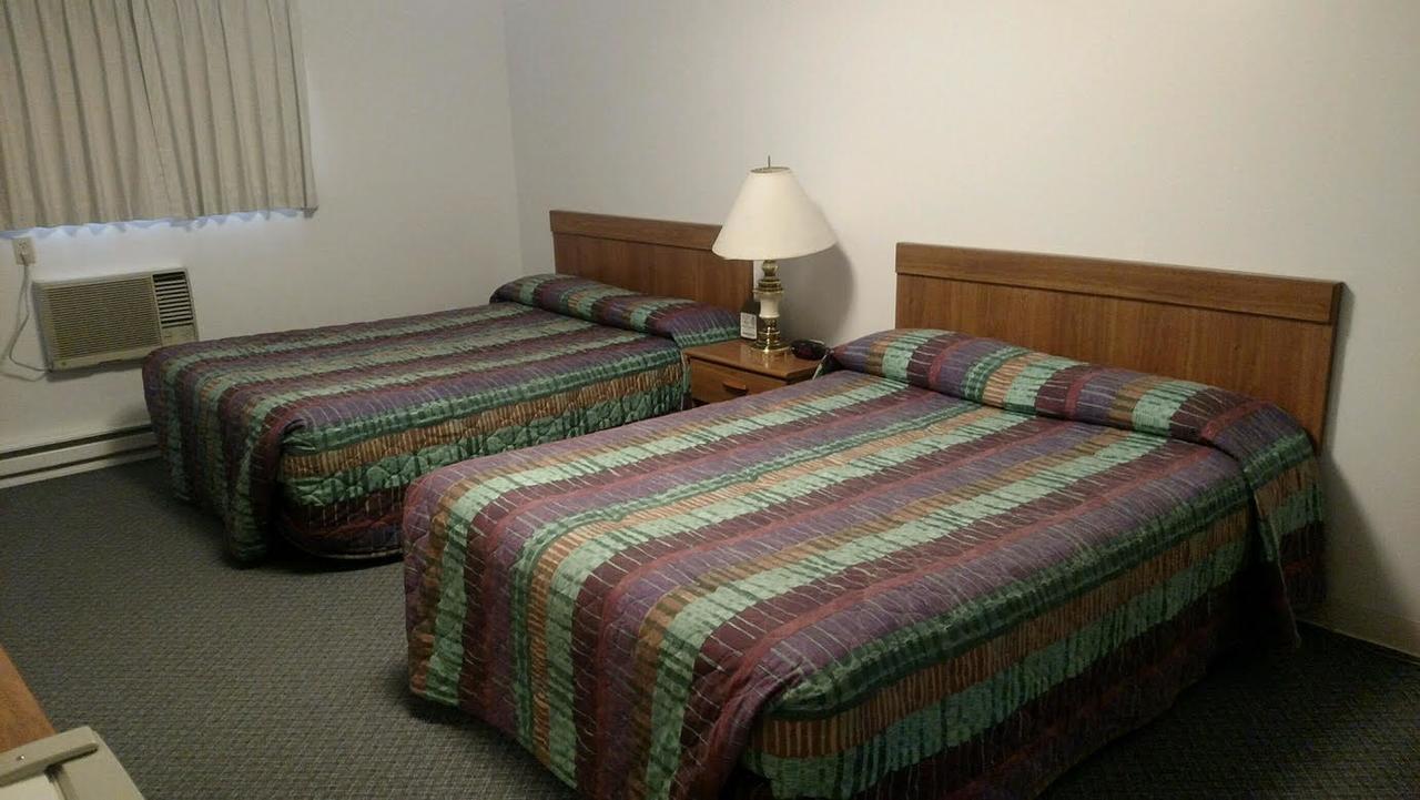 Out West Motel Milton-Freewater Екстериор снимка