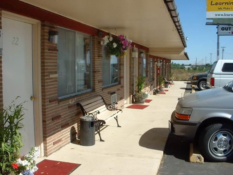 Out West Motel Milton-Freewater Екстериор снимка